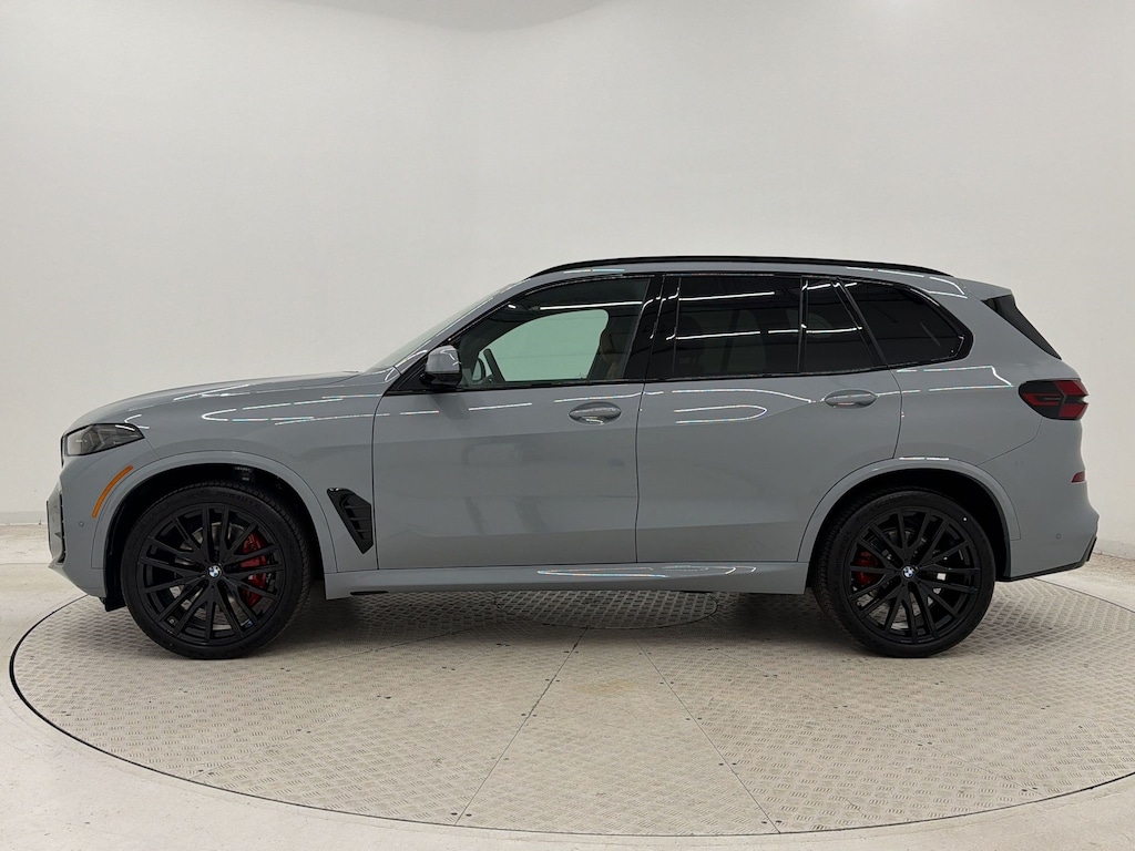 New 2026 BMW X5 sDrive40i SUV