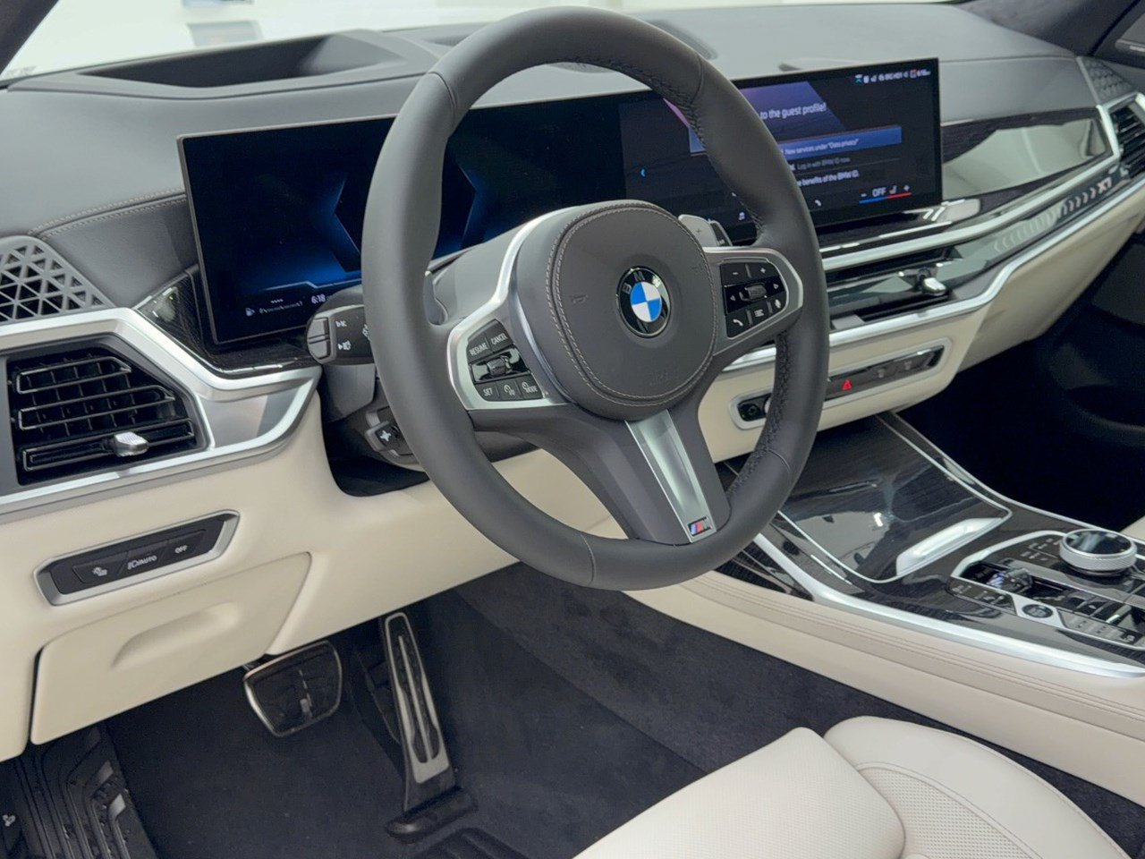 New 2027 BMW X7 xDrive40i SUV
