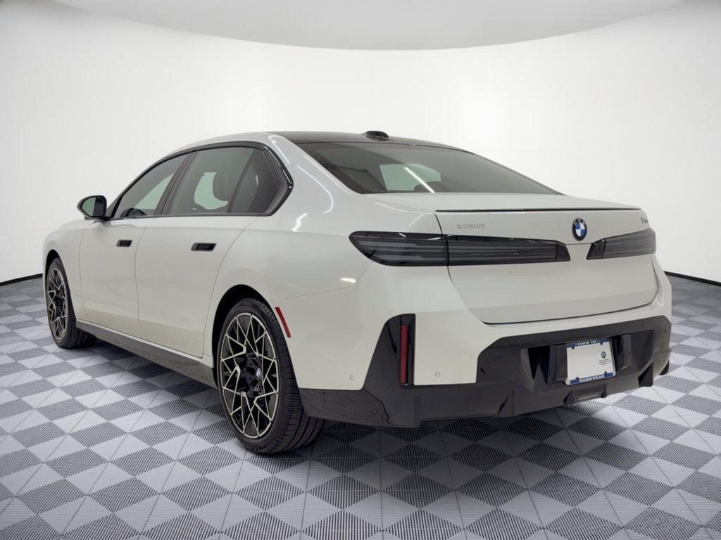 New 2027 BMW 740i xDrive Sedan