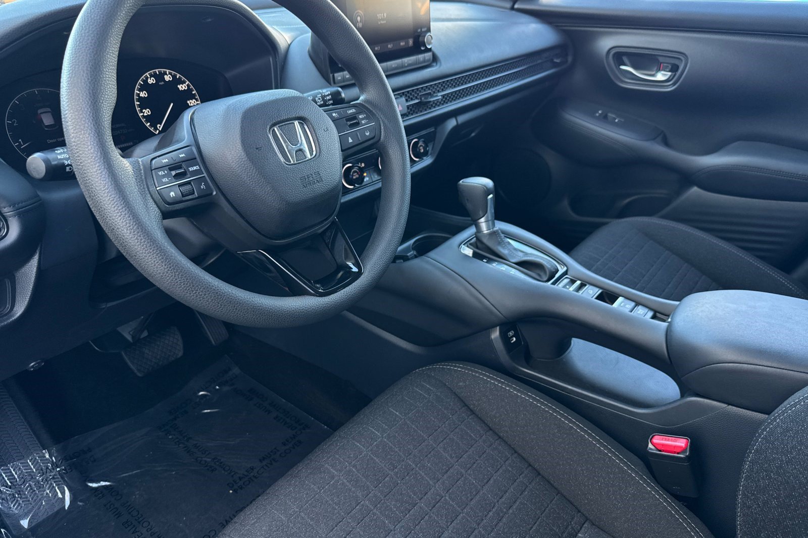 Certified 2025 Honda HR-V LX SUV