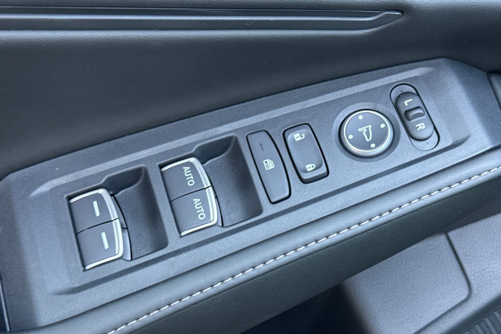 2026 Honda Accord Hybrid Sport-L - Photo 13