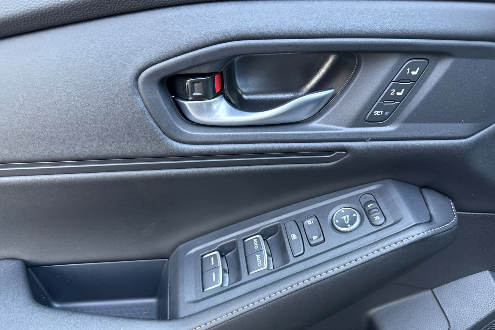 2026 Honda Accord Hybrid Sport-L - Photo 27