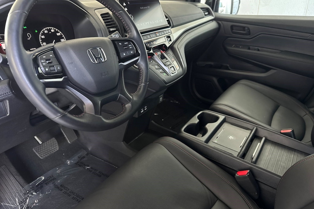 Certified 2025 Honda Odyssey Sport-L Van