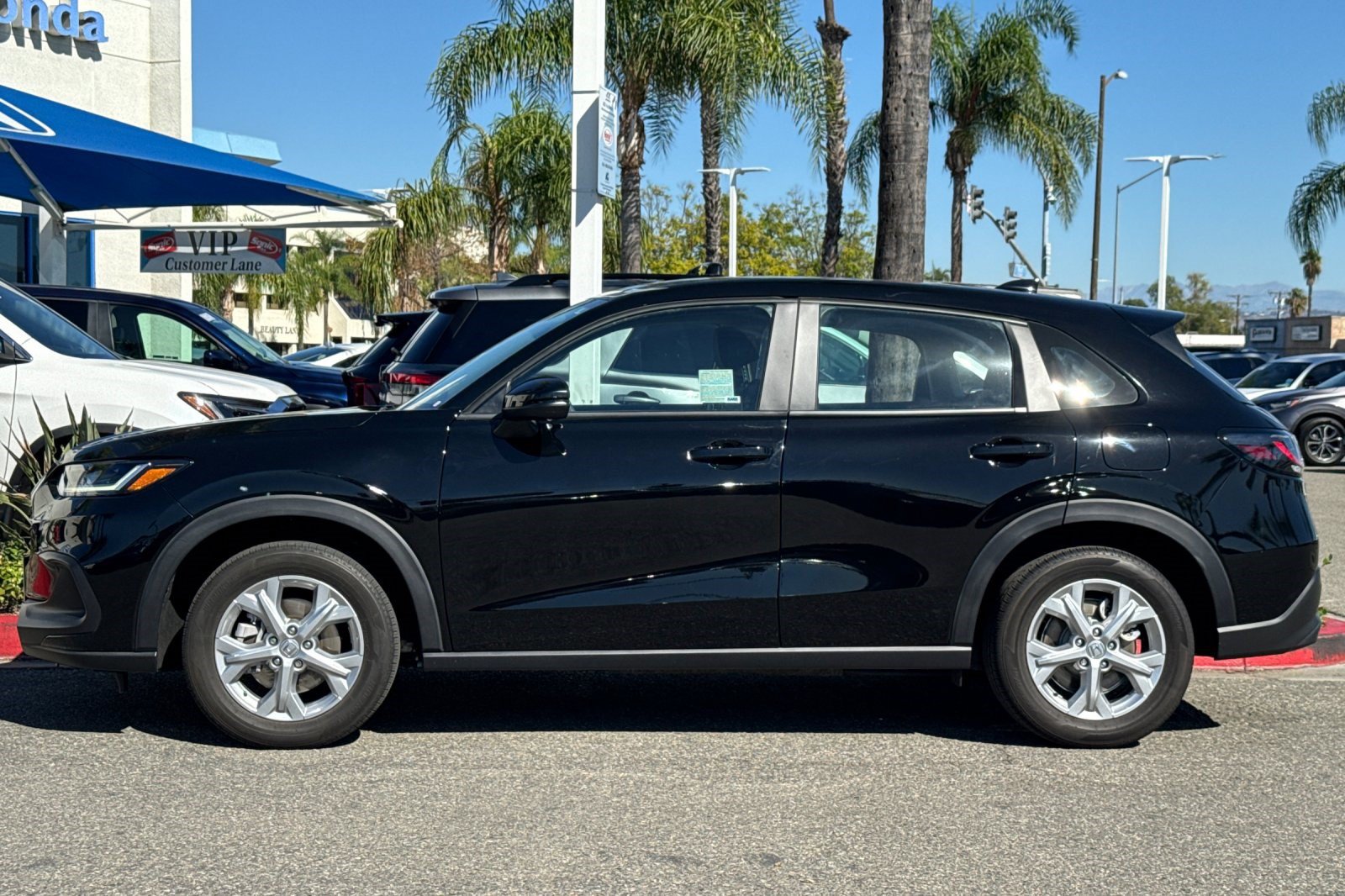 Certified 2025 Honda HR-V LX SUV