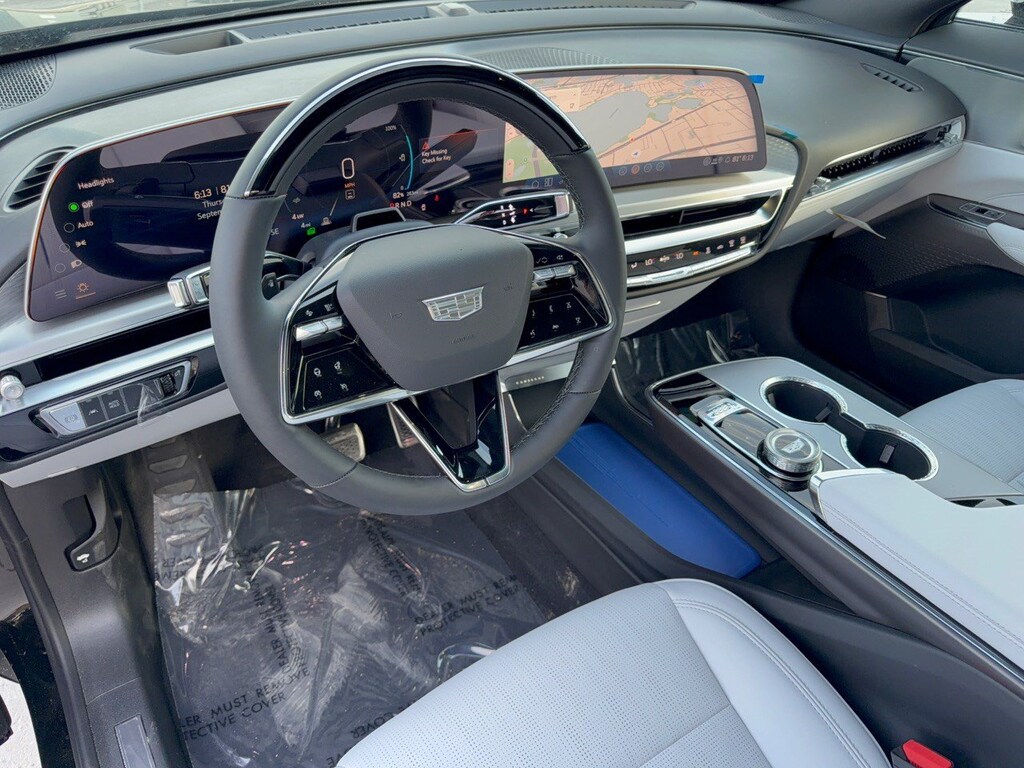 New 2027 CADILLAC LYRIQ Sport SUV