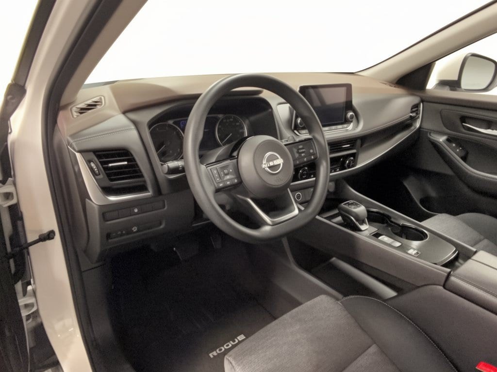 Used 2023 Nissan Rogue SV FWD SV