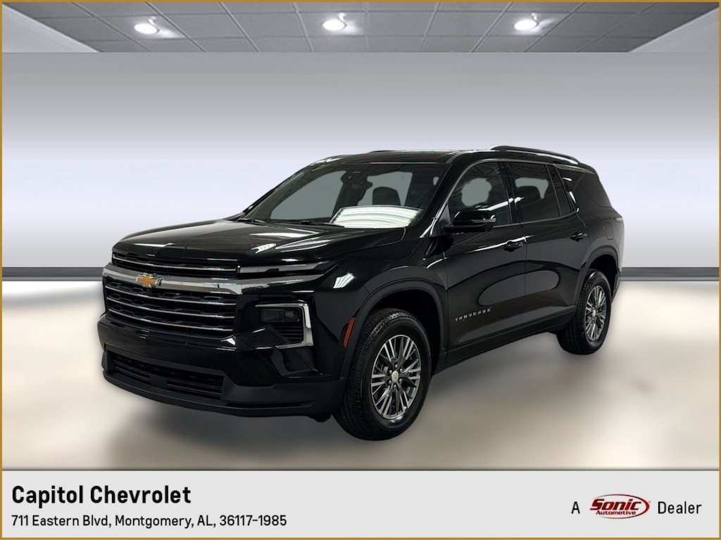 Used 2026 Chevrolet Traverse FWD LT SUV
