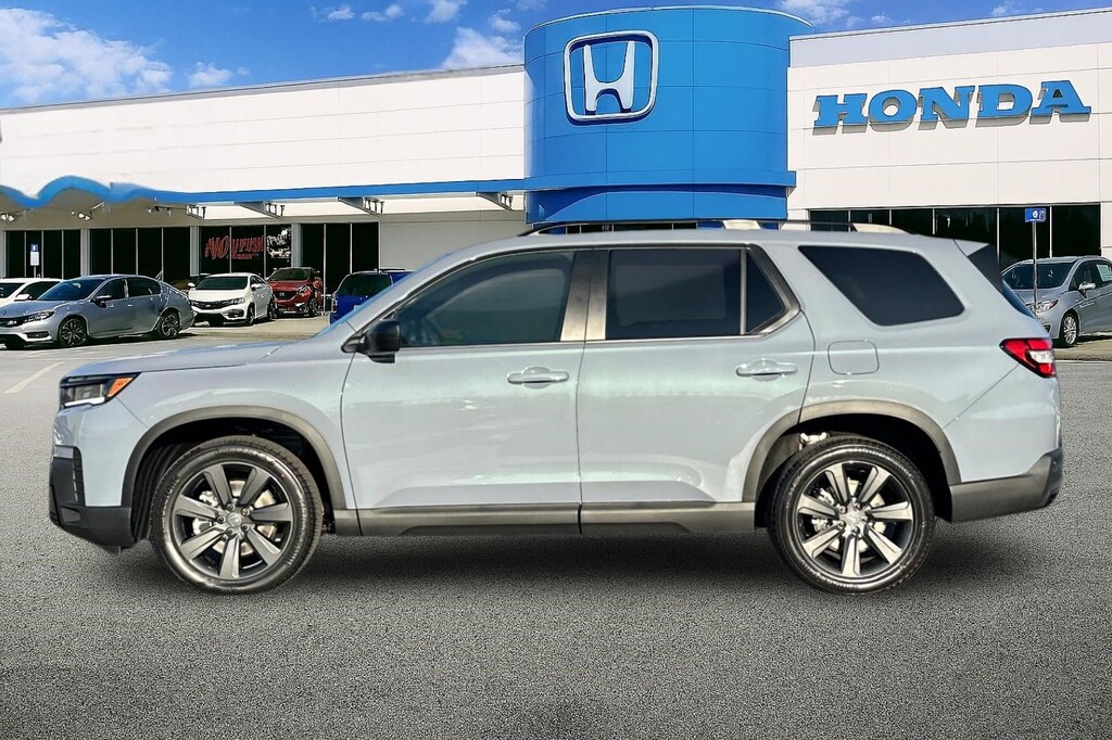 New 2026 Honda Pilot Sport SUV