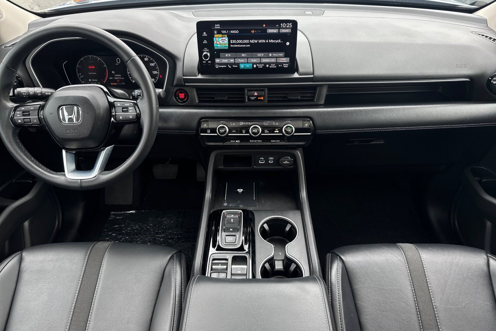 2025 Honda Pilot Touring - Photo 16