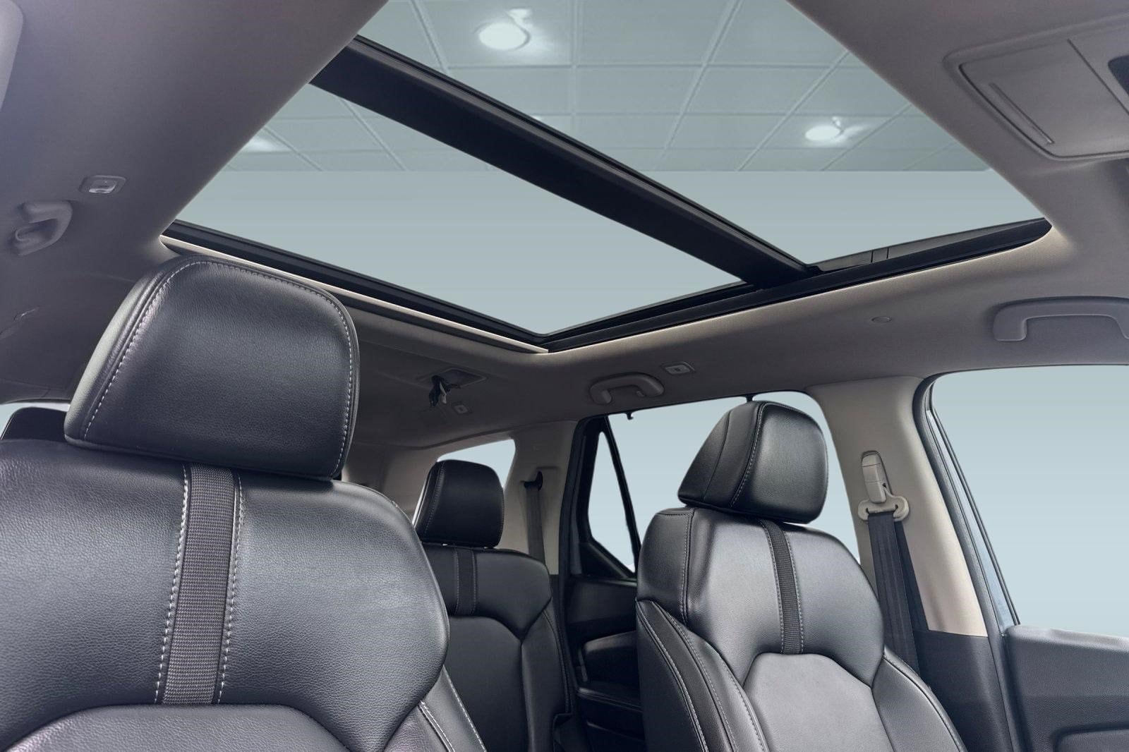 2025 Honda Pilot Touring - Photo 25