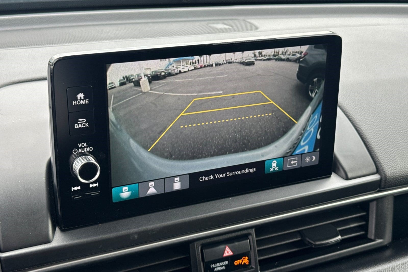 2025 Honda Pilot Touring - Photo 21