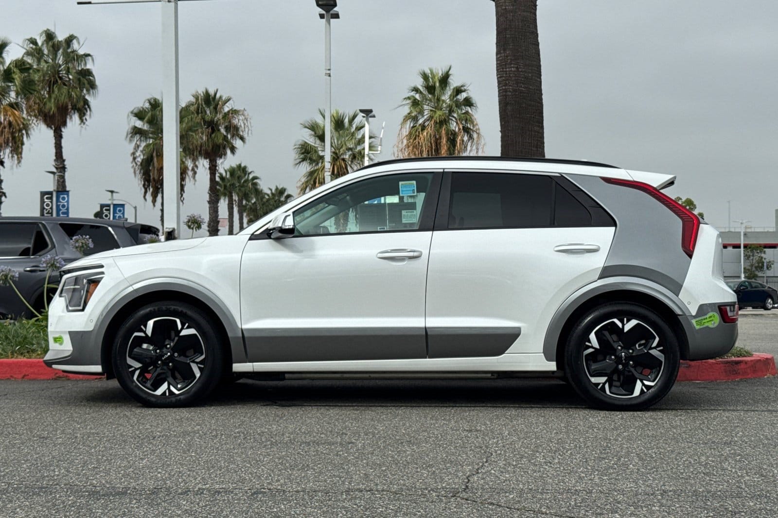 Used 2023 Kia Niro Wave with VIN KNDCT3L13P5015437 for sale in Carson, CA