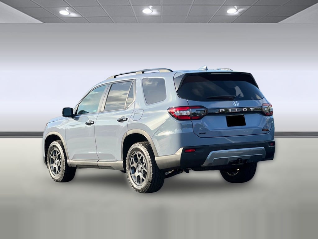 New 2026 Honda Pilot TrailSport SUV
