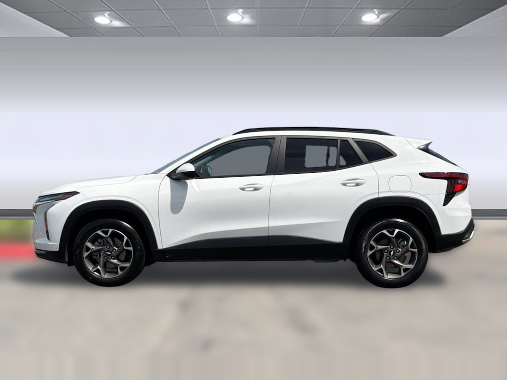 Used 2024 Chevrolet Trax LT SUV