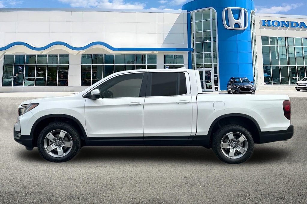 New 2026 Honda Ridgeline RTL Truck Crew Cab