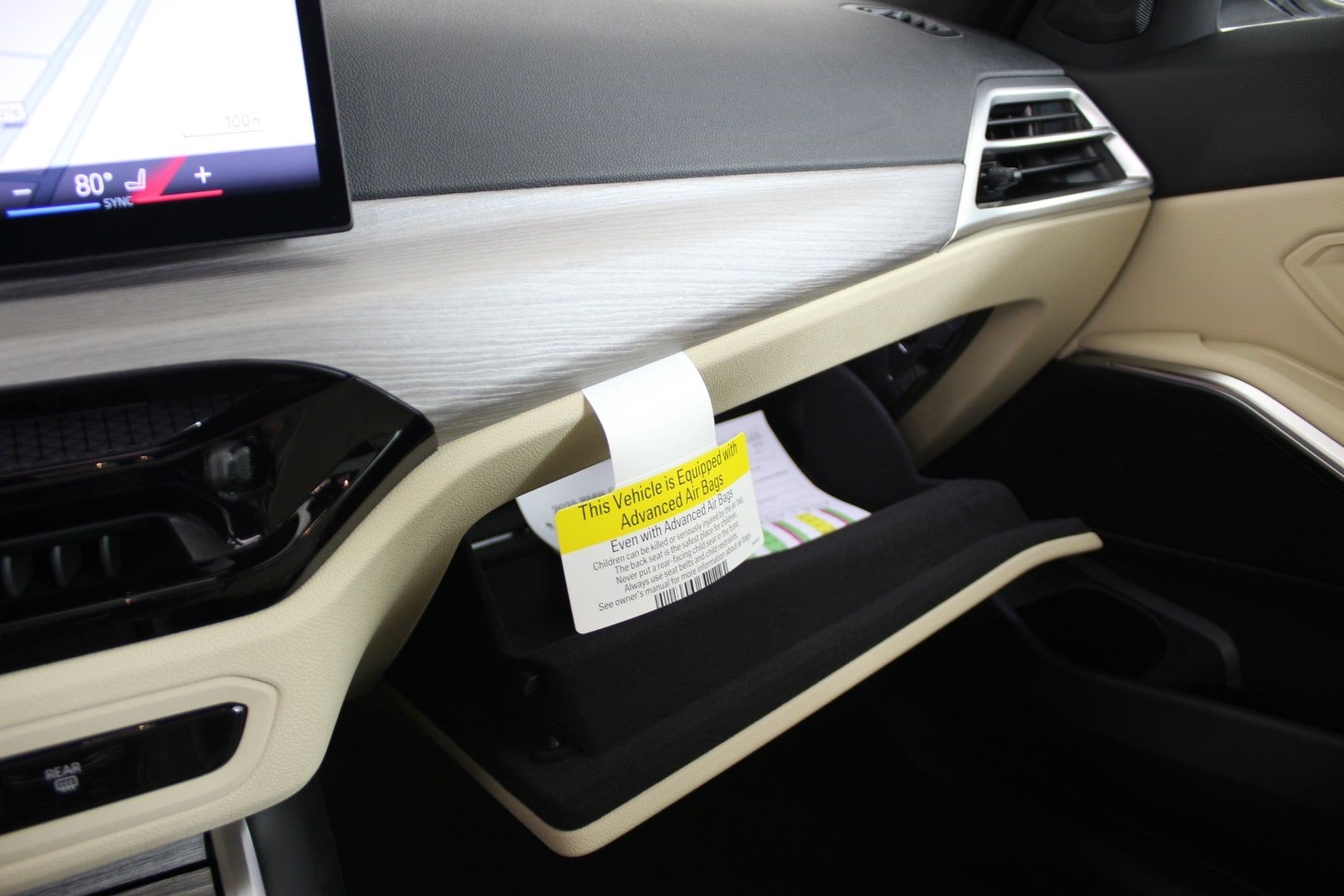 2026 BMW 3 Series 330i - Photo 28