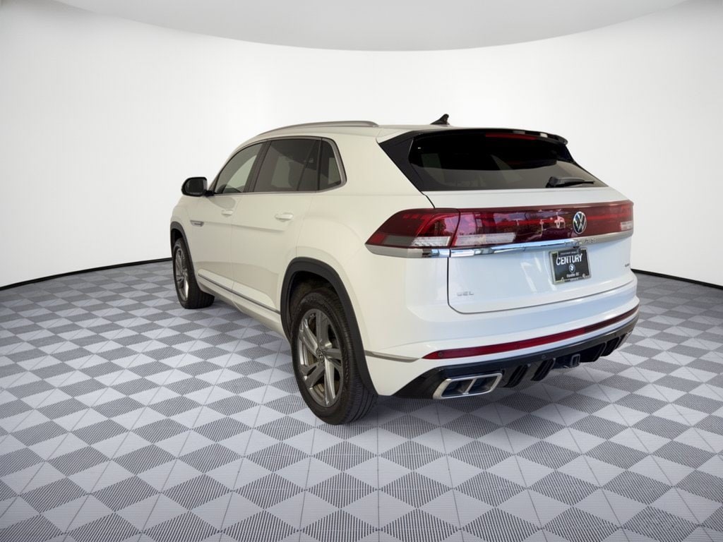 Used 2024 Volkswagen Atlas Cross Sport 2.0T SEL R-Line SUV