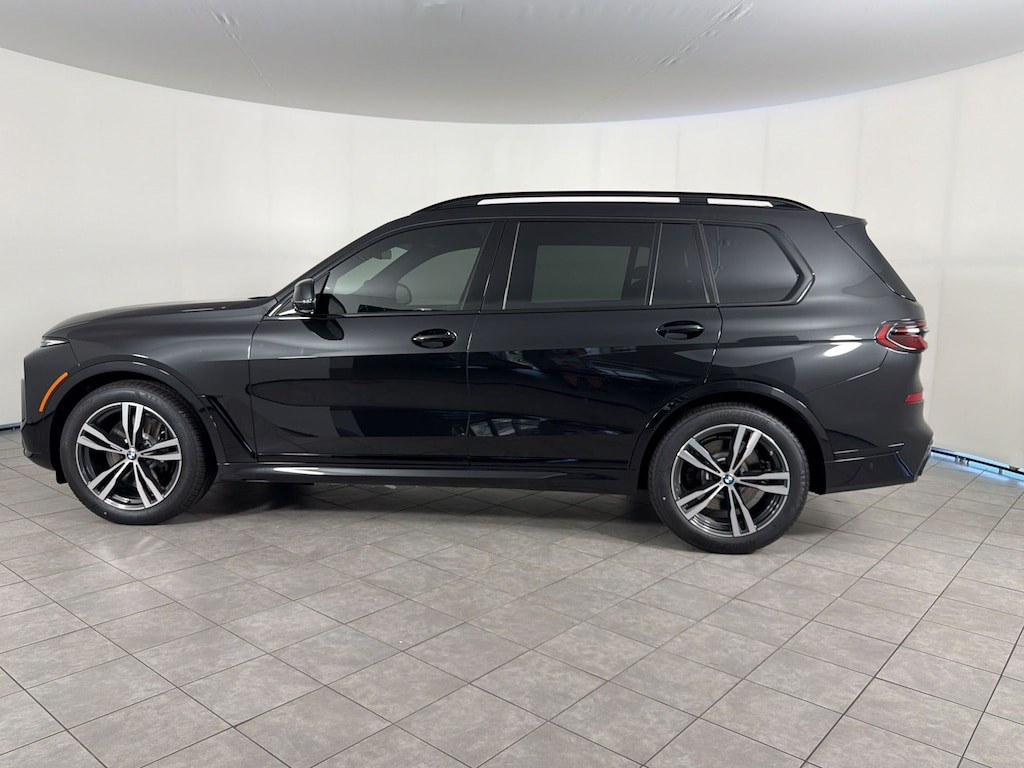 New 2027 BMW X7 xDrive40i SUV