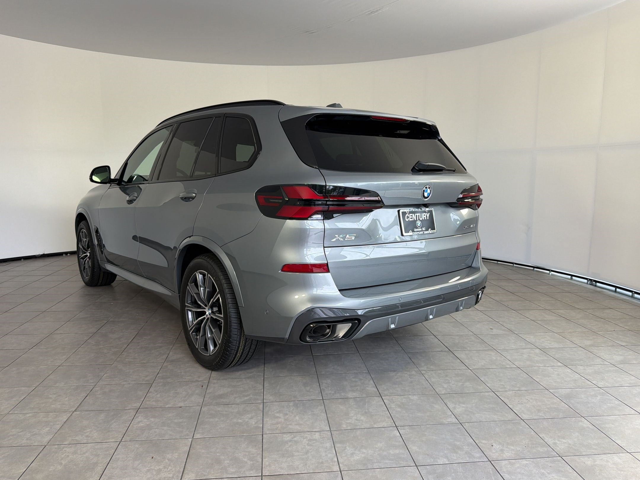 New 2026 BMW X5 xDrive40i SUV
