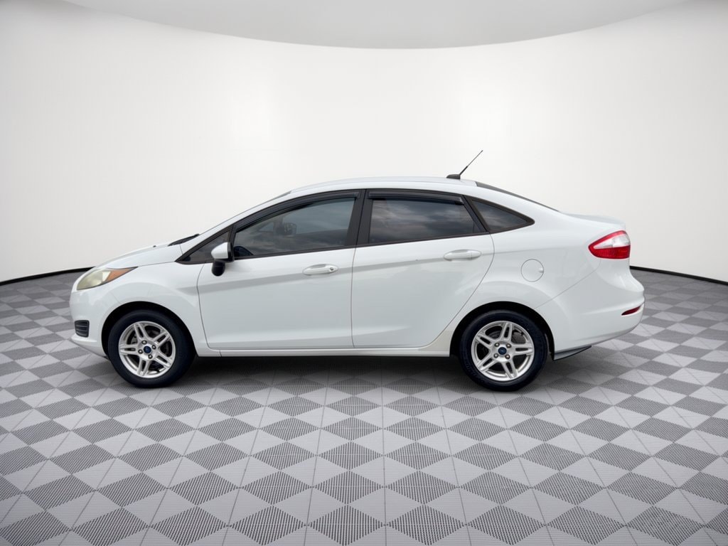 Used 2018 Ford Fiesta SE with VIN 3FADP4BJ3JM110703 for sale in Clearwater, FL