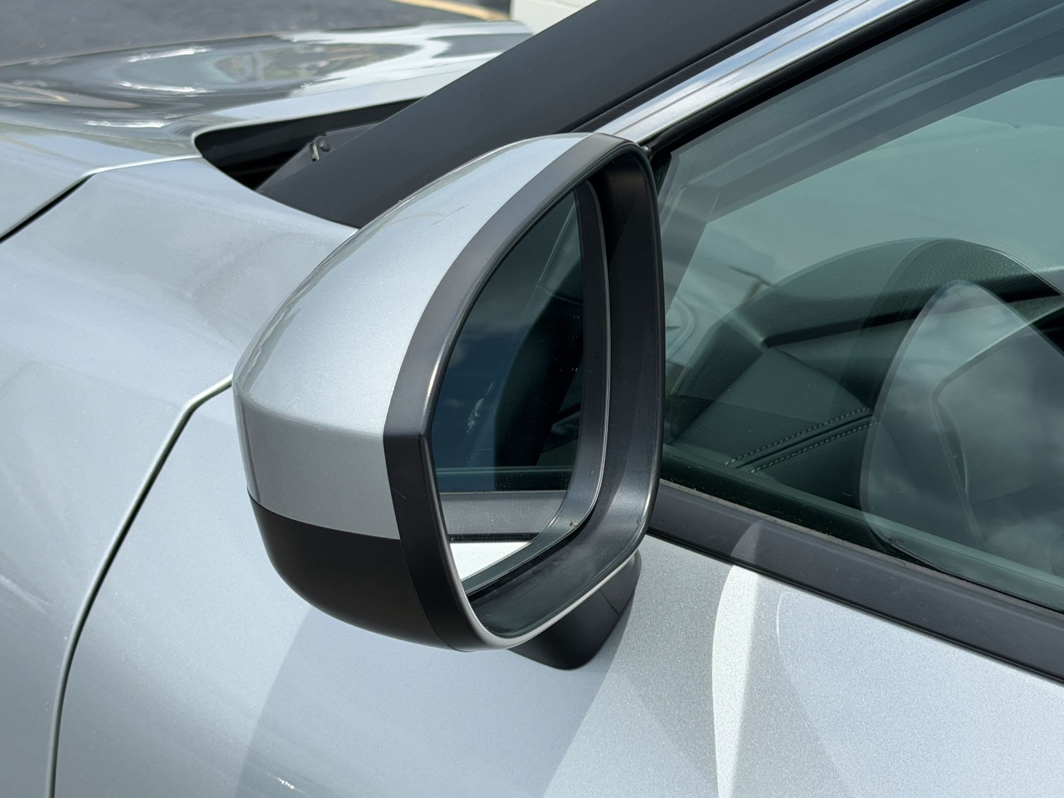 2025 Nissan Rogue SV - Photo 30