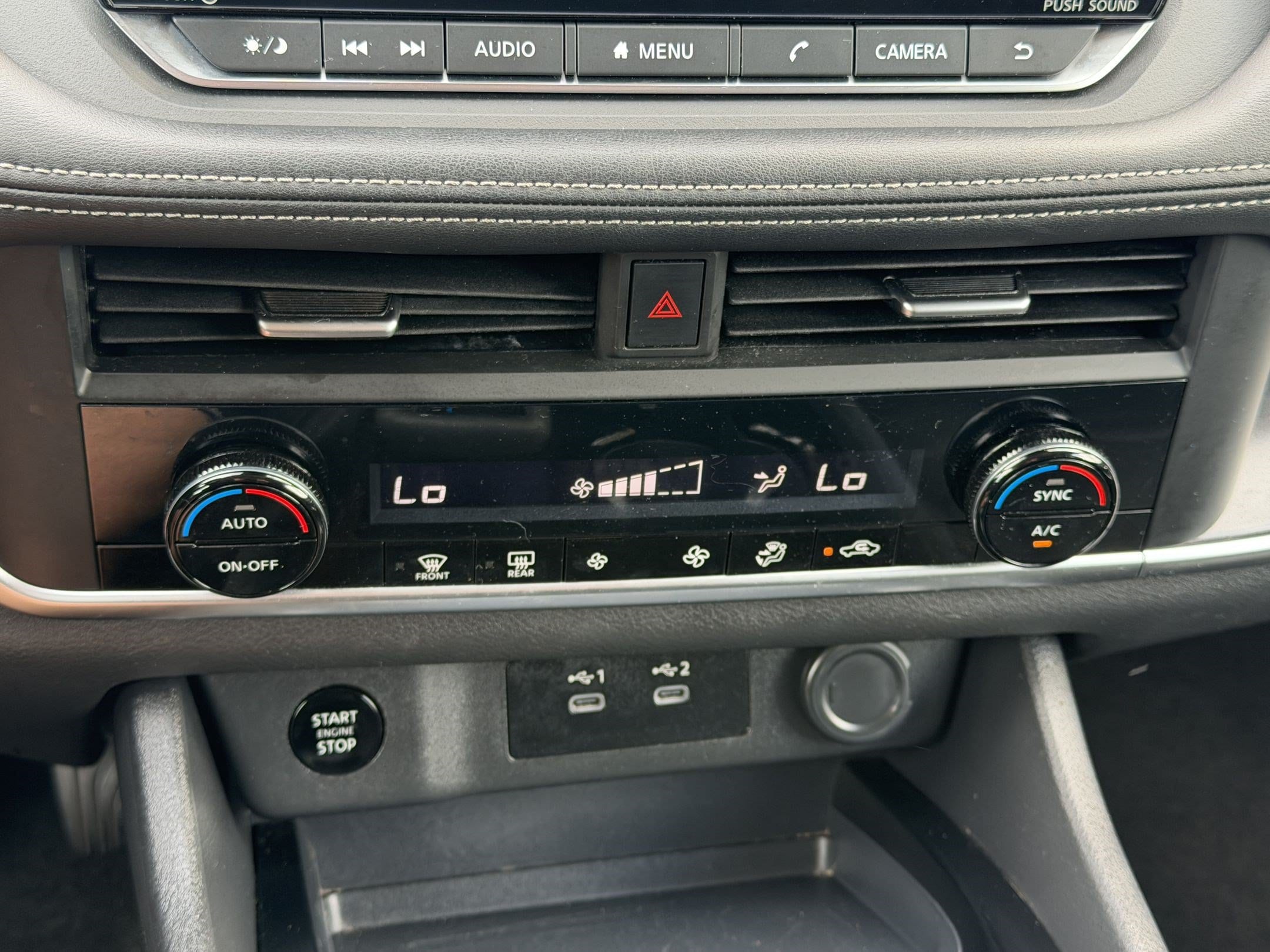 2025 Nissan Rogue SV - Photo 31