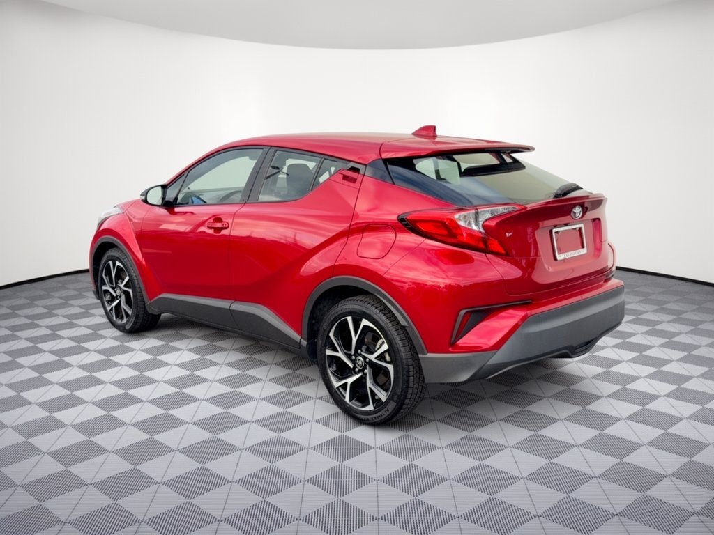 Used 2022 Toyota C-HR C-HR XLE (XLE FWD (Natl)) SUV