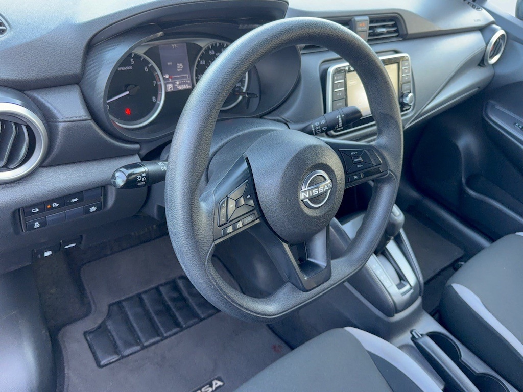 Used 2025 Nissan Versa Versa 1.6 S (S CVT) Sedan