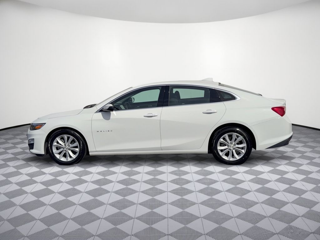 Used 2025 Chevrolet Malibu Malibu FWD 1LT (4dr Sdn 1LT) Sedan