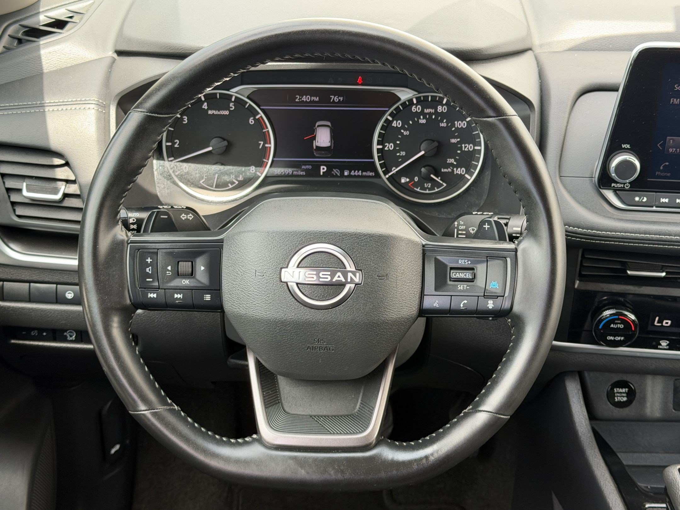 2025 Nissan Rogue SV - Photo 11