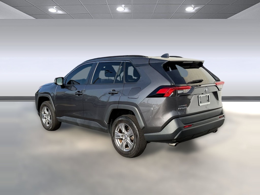 Used 2023 Toyota RAV4 RAV4 XLE (XLE FWD (Natl)) SUV