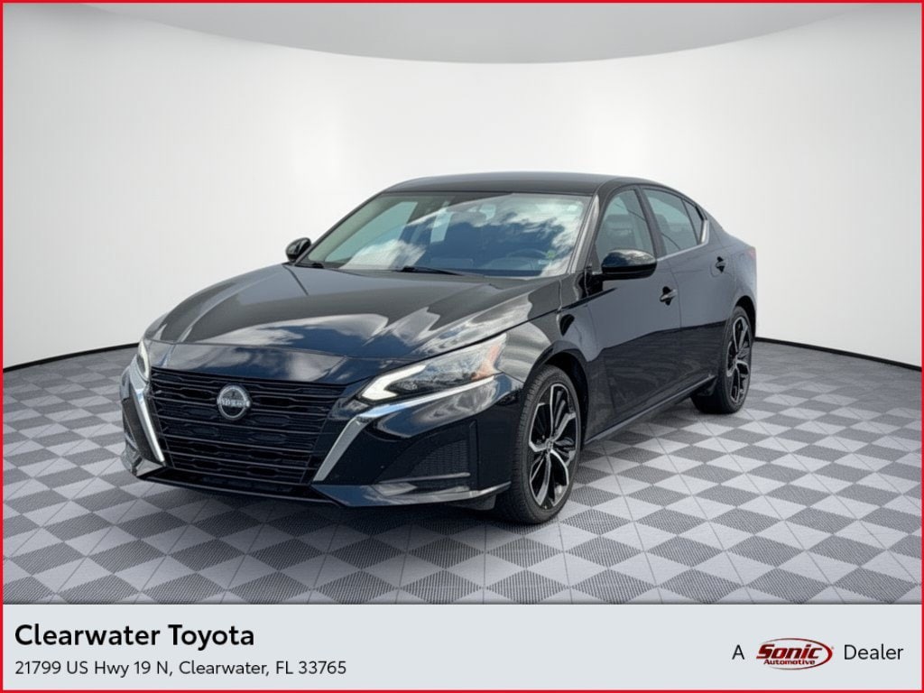 Used 2025 Nissan Altima Altima SR FWD (SR FWD) Sedan