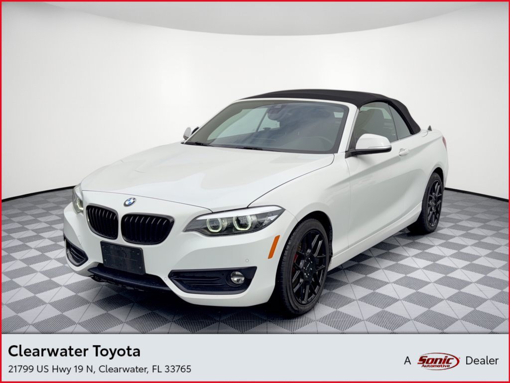  BMW 230i