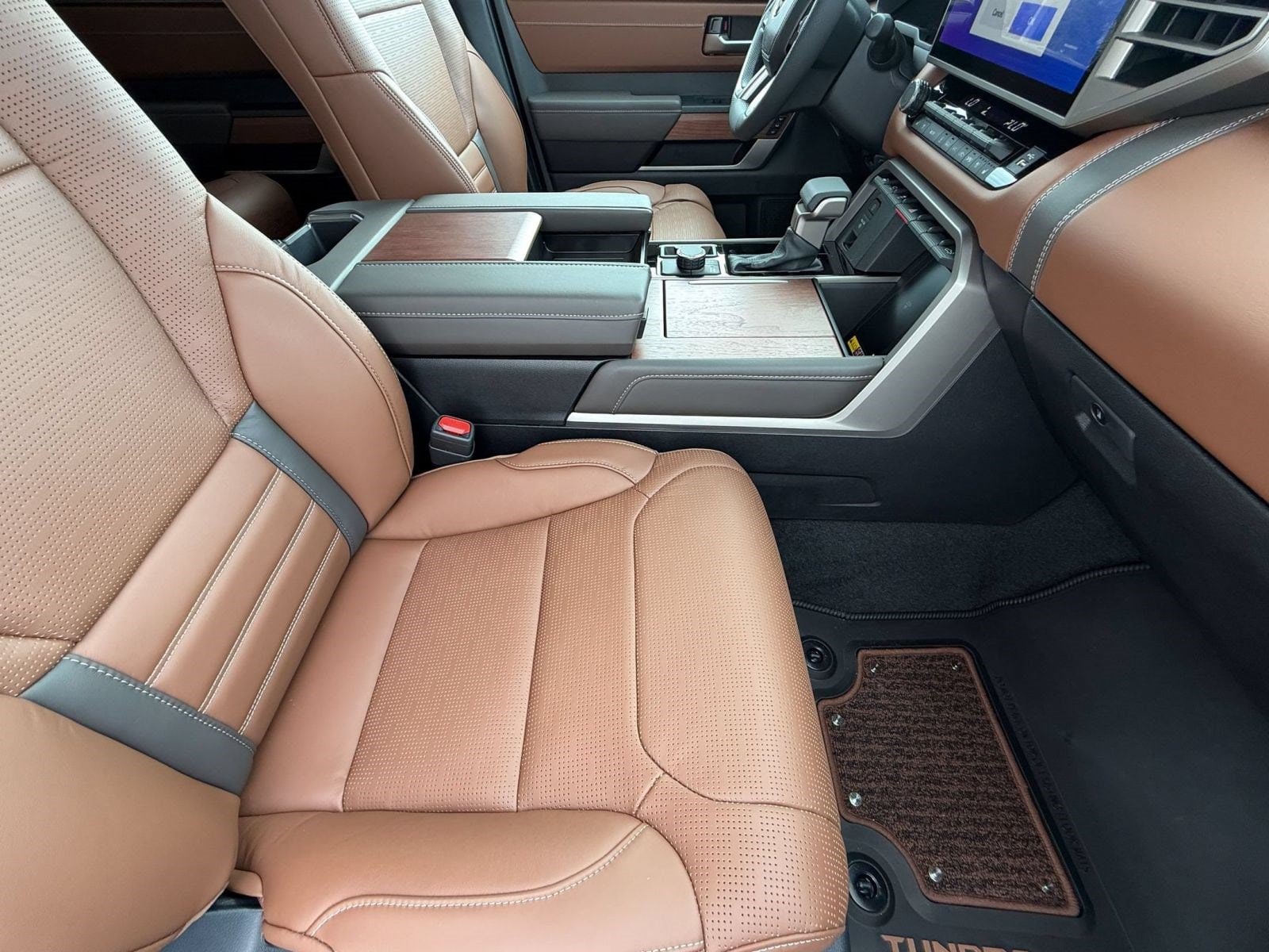 2026 Toyota Tundra 1794 Edition - Photo 27
