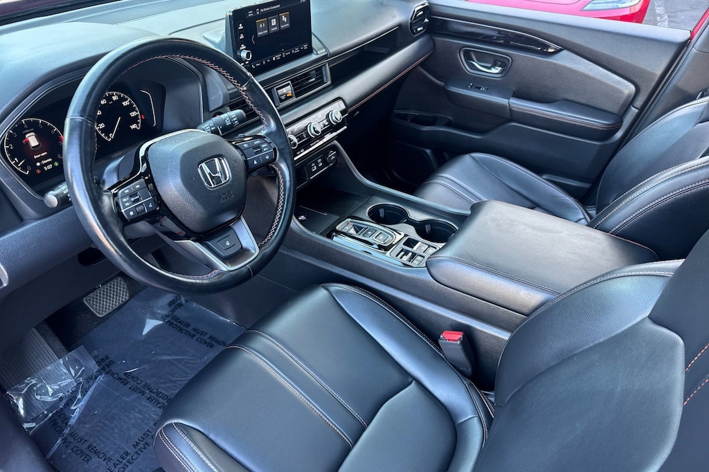Used 2023 Honda Pilot TrailSport SUV
