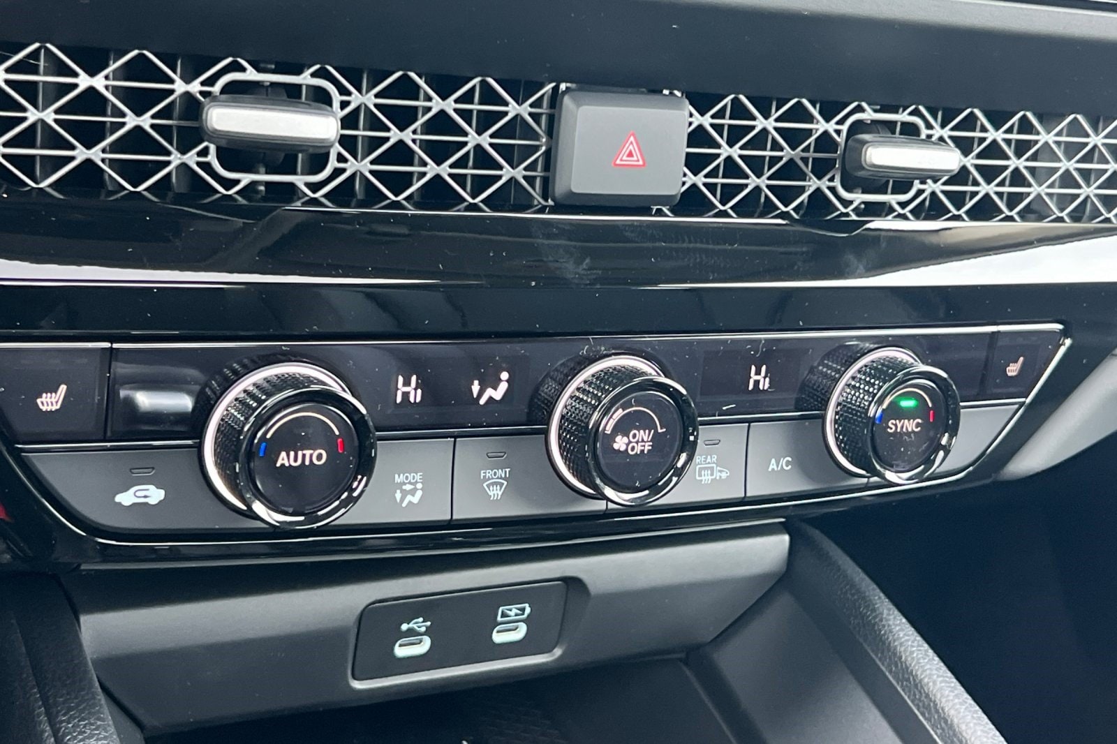 2026 Honda Accord Hybrid EX-L - Photo 17