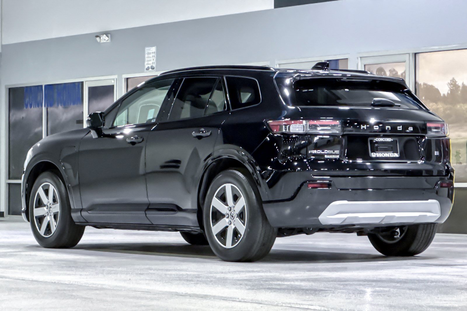 Used 2024 Honda Prologue Touring SUV