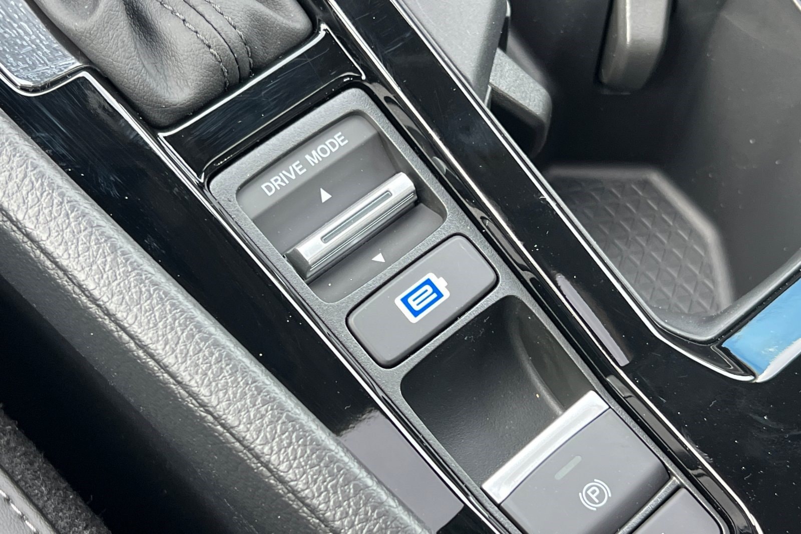 2026 Honda Accord Hybrid EX-L - Photo 29