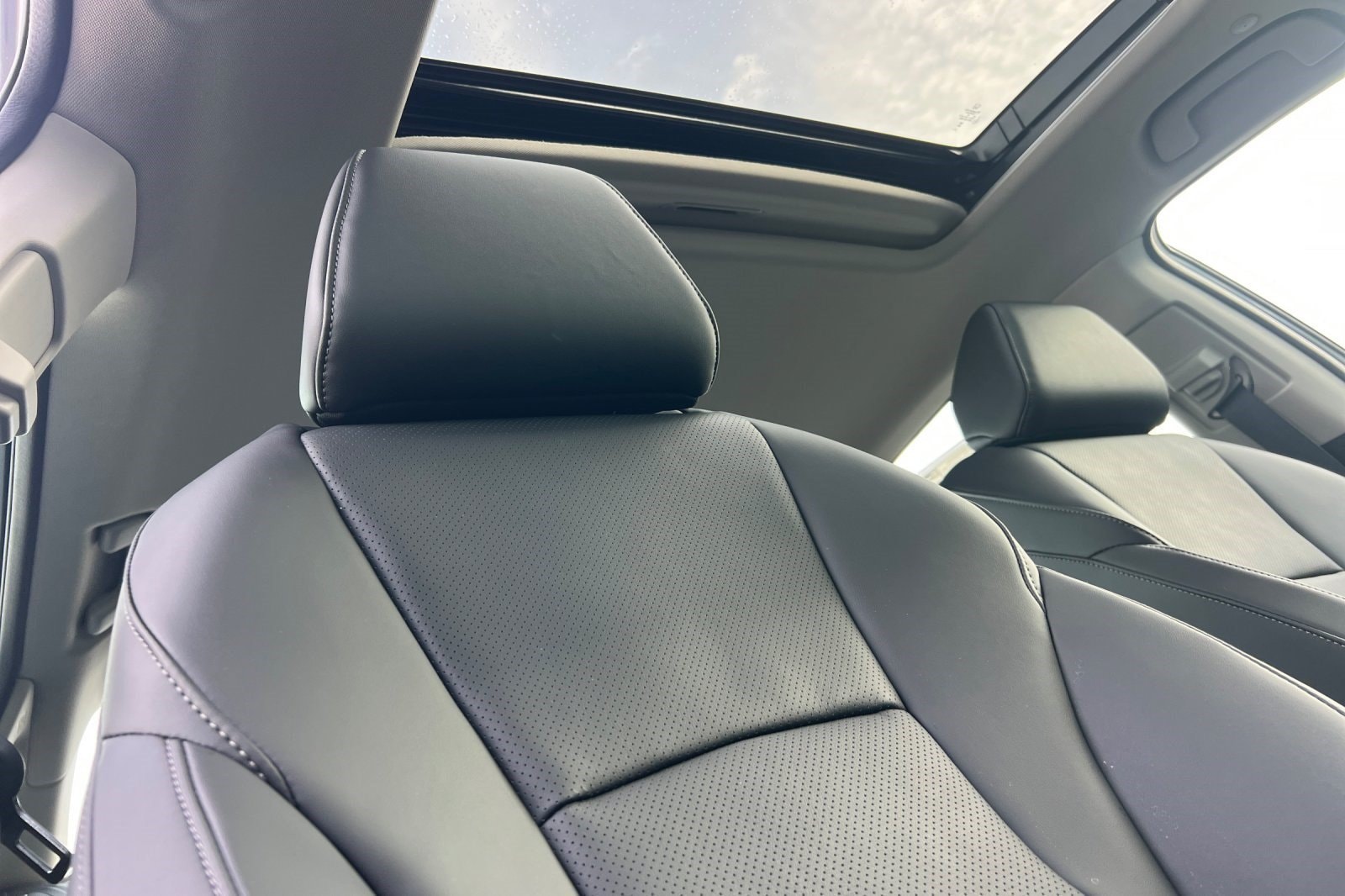 2026 Honda Accord Hybrid EX-L - Photo 21