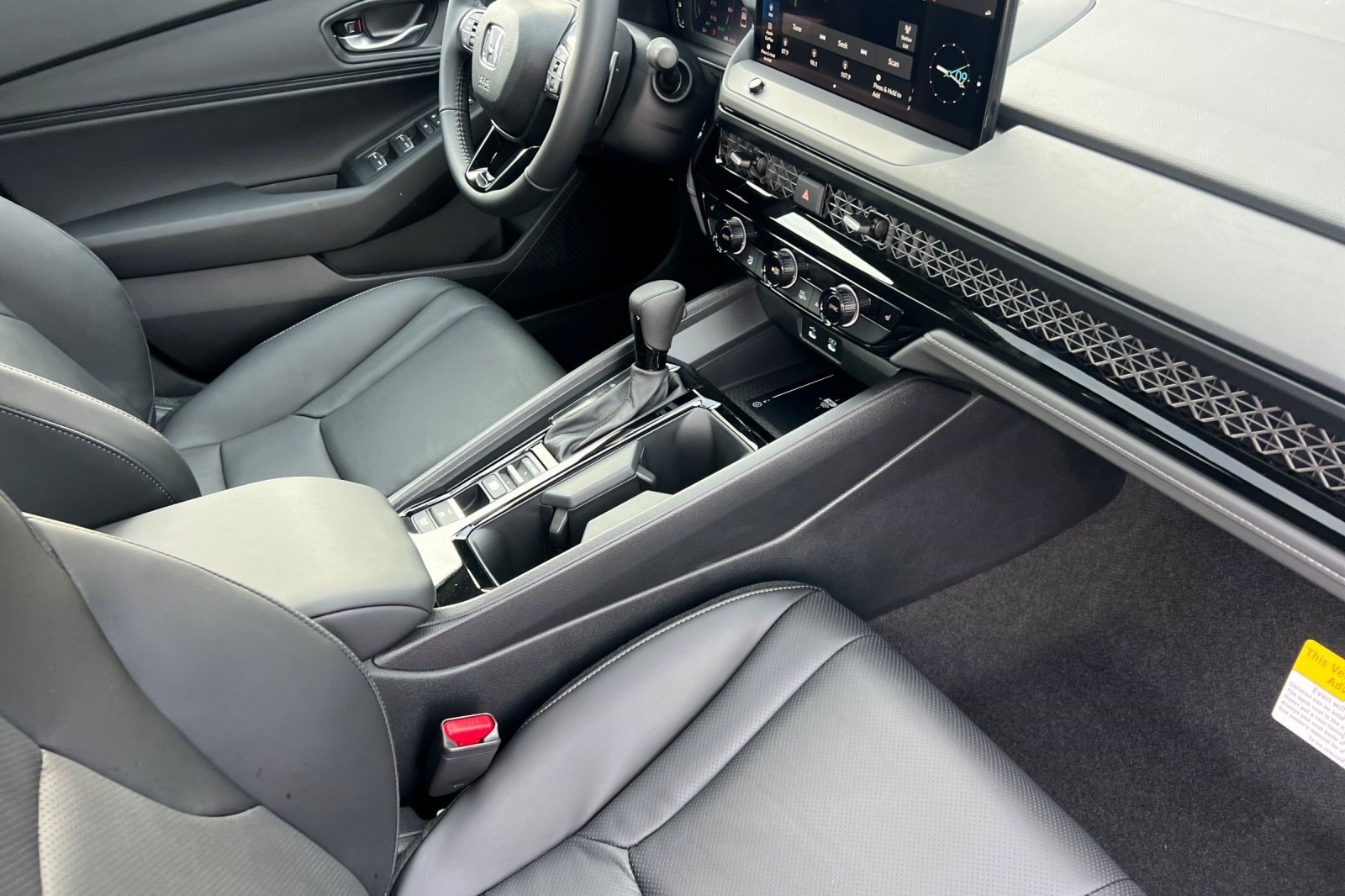 2026 Honda Accord Hybrid EX-L - Photo 24