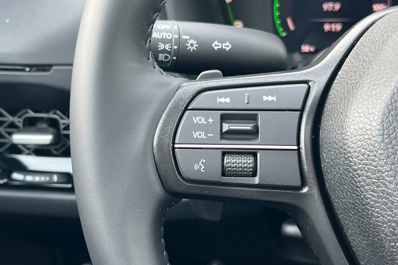 2026 Honda Accord Hybrid EX-L - Photo 15