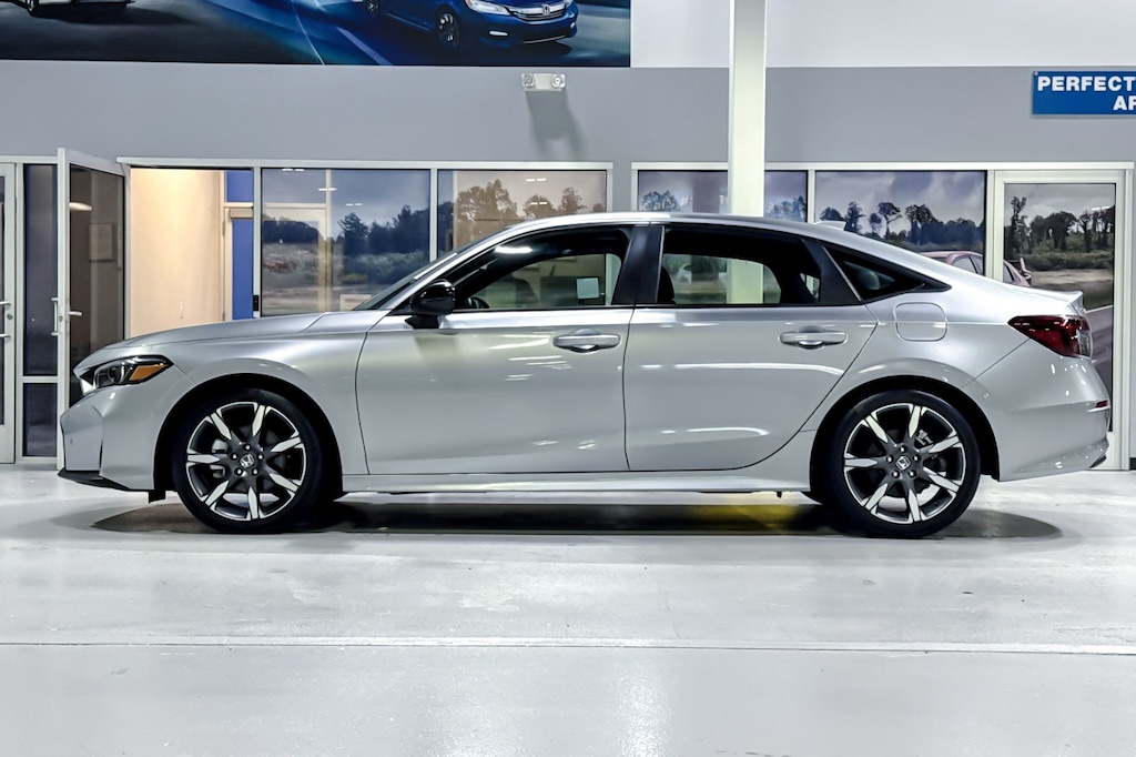 Used 2025 Honda Civic Hybrid Sport Touring Sedan