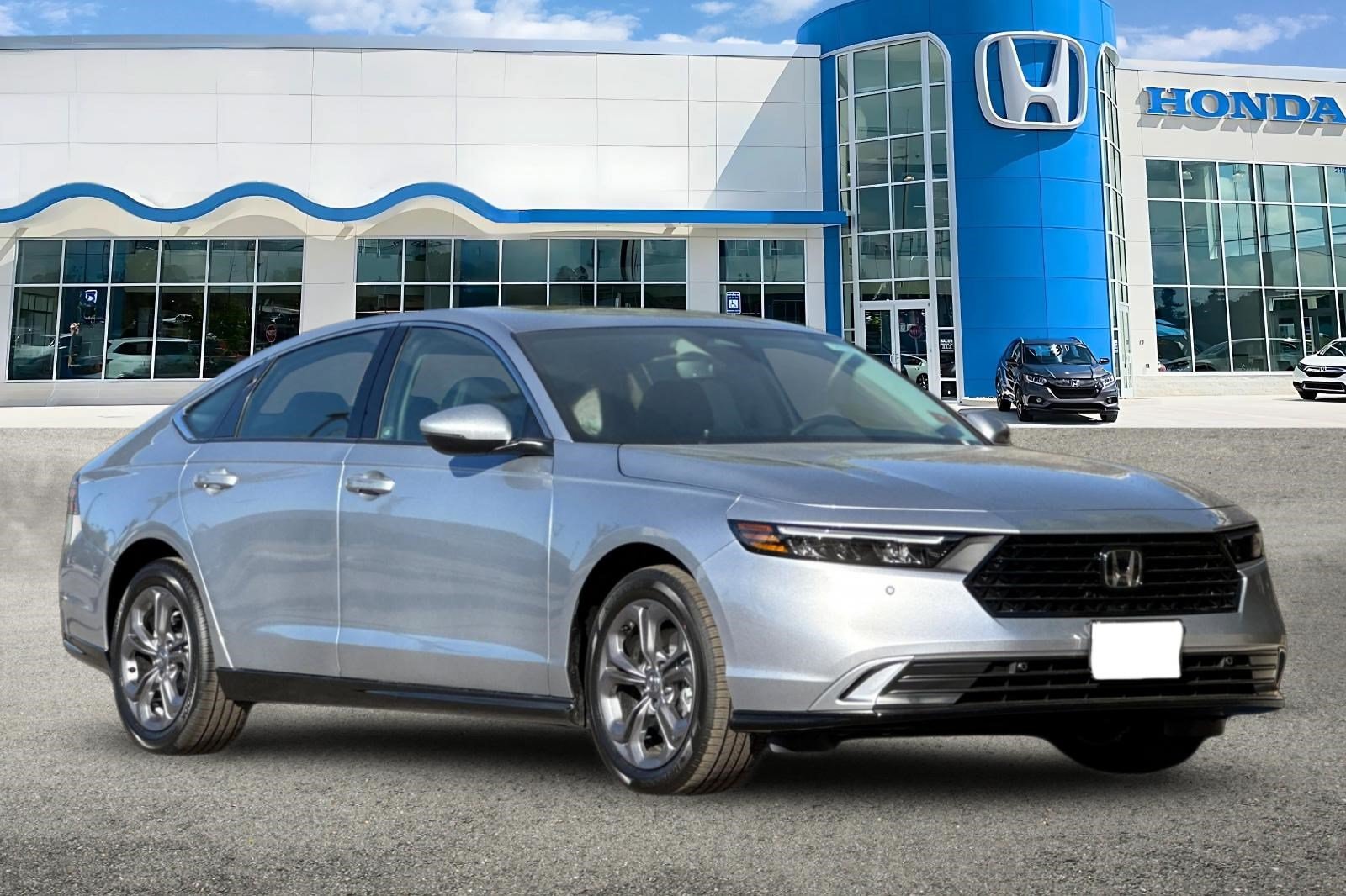 2026 Honda Accord Hybrid EX-L - Photo 6