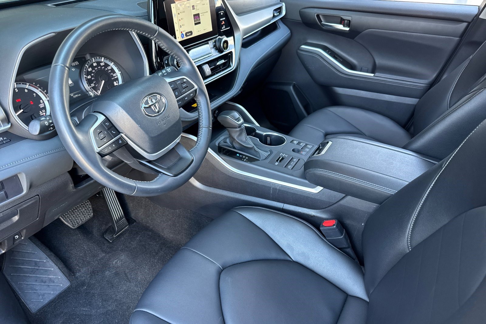 Used 2026 Toyota Highlander XLE SUV