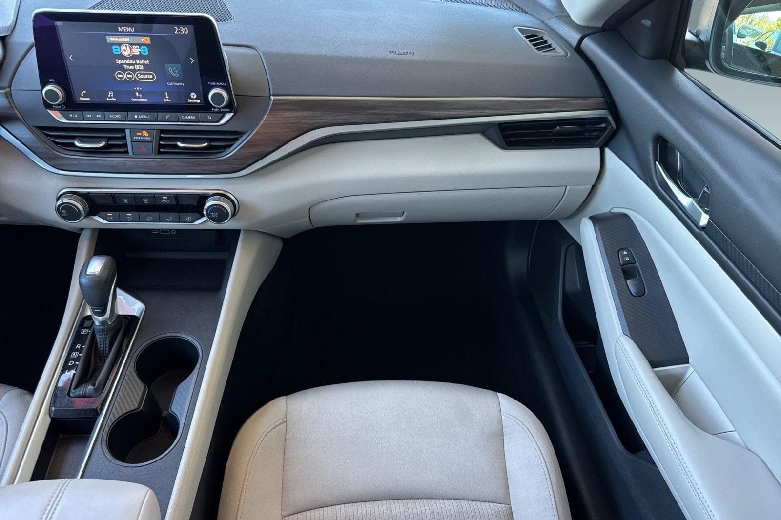 2025 Nissan Altima SV - Photo 30