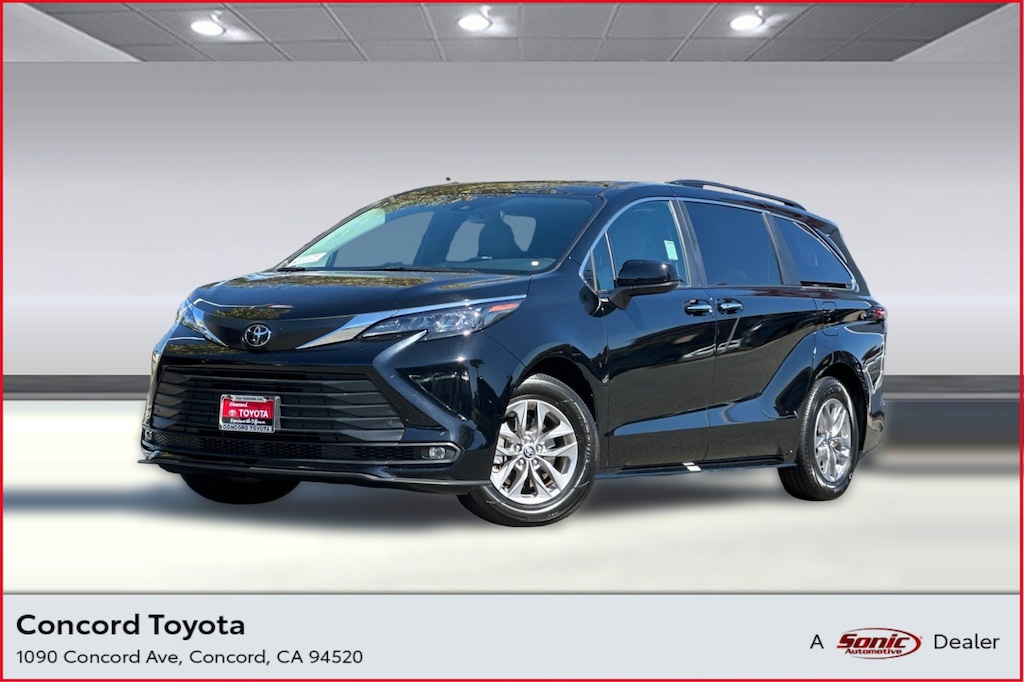 Used 2026 Toyota Sienna XLE Van Passenger Van