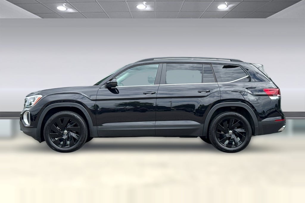 Used 2026 Volkswagen Atlas 2.0T SE w/Technology SUV
