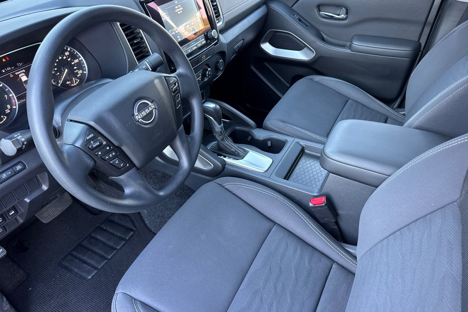 Used 2022 Nissan Frontier SV Truck Crew Cab