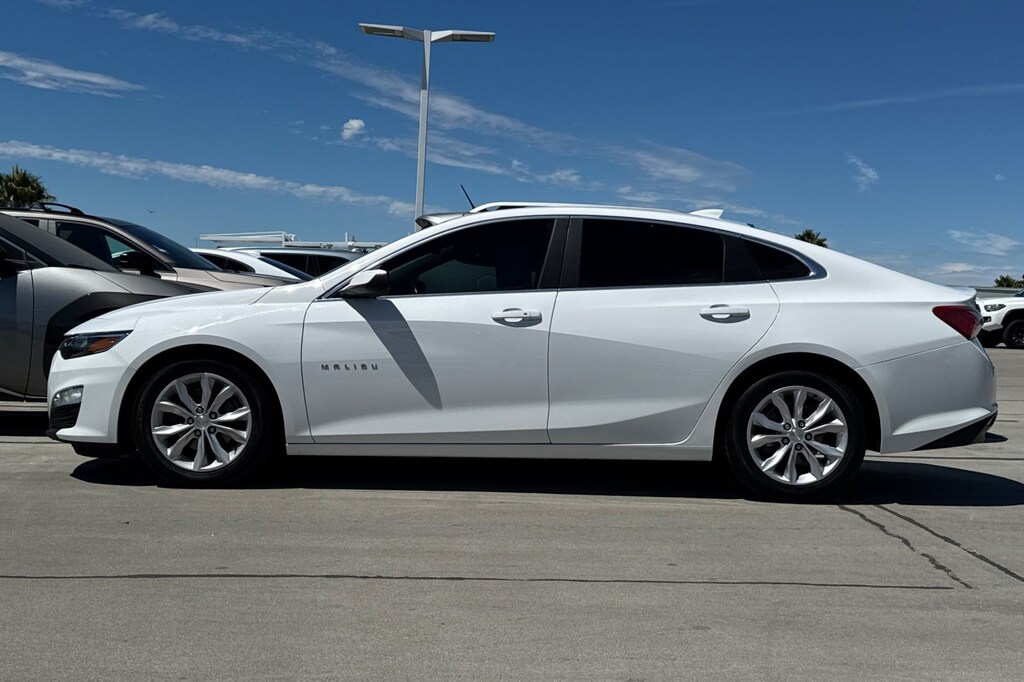 Used 2019 Chevrolet Malibu Hybrid Hybrid Sedan