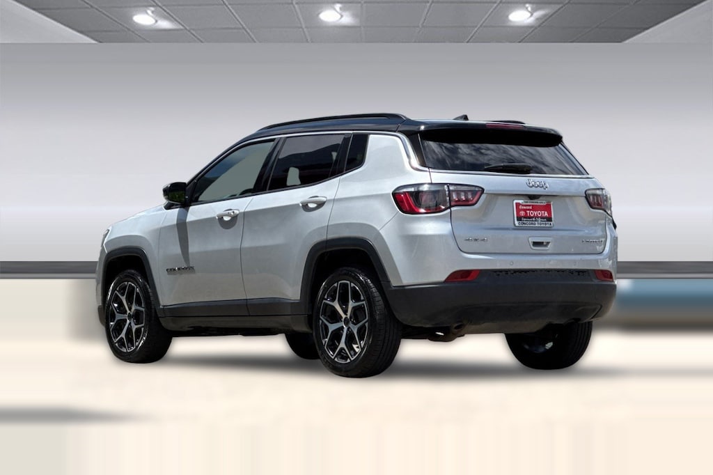 Used 2025 Jeep Compass Limited SUV